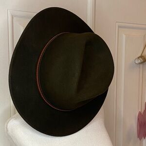Country Gentleman lite felt wool Fedora Style hat